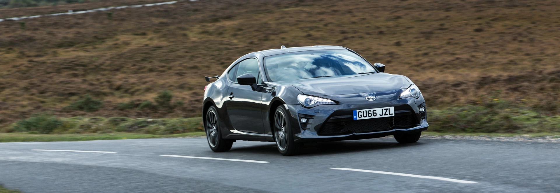 Toyota GT86 2.0-litre Coupe Review 